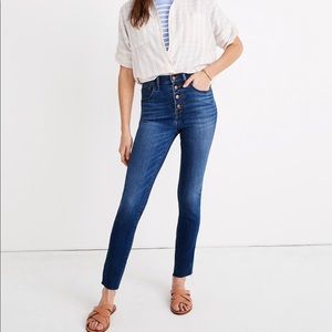 10" High-Rise Crop: Button-Front Tencel™ Edition